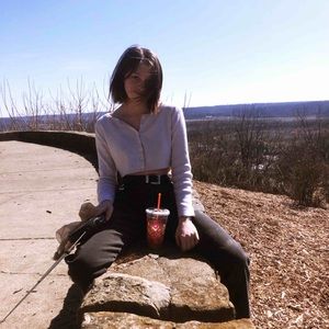 Meet your Posher, Natalie